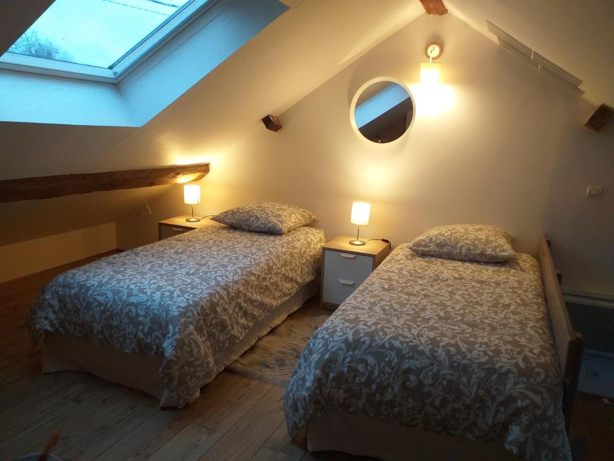 Belle Maison Au Coeur De Recloses Экстерьер фото